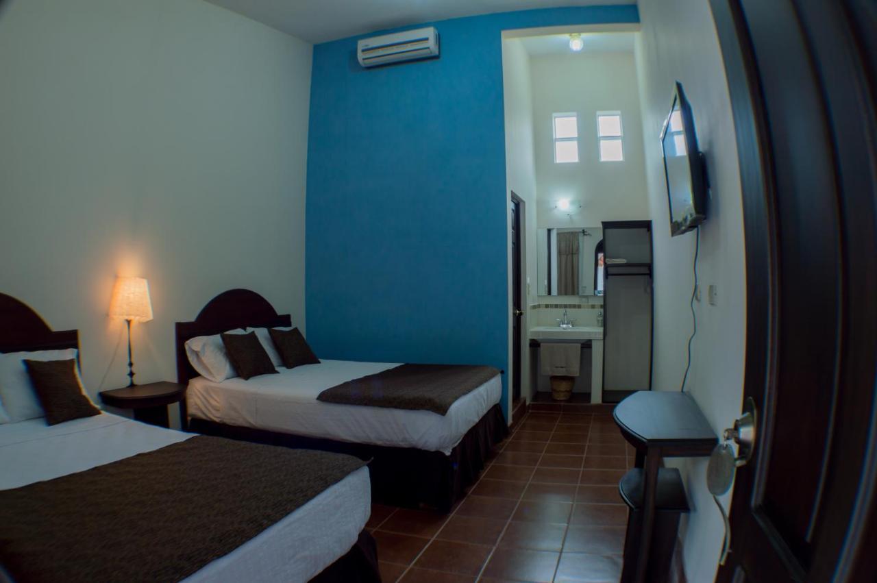רטאלולאו Casa Bourbon Hotel מראה חיצוני תמונה